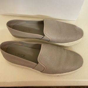 Vince Blaire slip on sneaker oyster grey leather sz 6